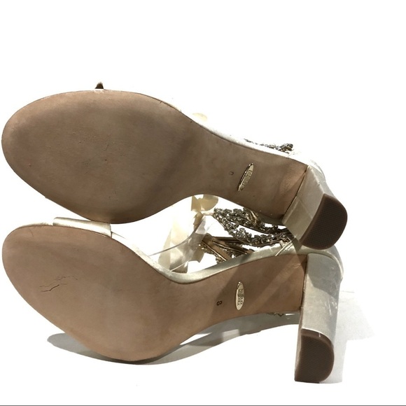 Badgley Mischka Everafter Embellished Ivory Crystal Block Heel Sandals Sz 8 - Picture 11 of 12
